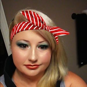 Meet your Posher, April